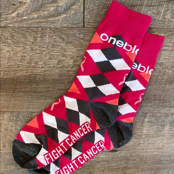 Fight Cancer Argyle Socks - Pink and Black - Picture 2 of 3